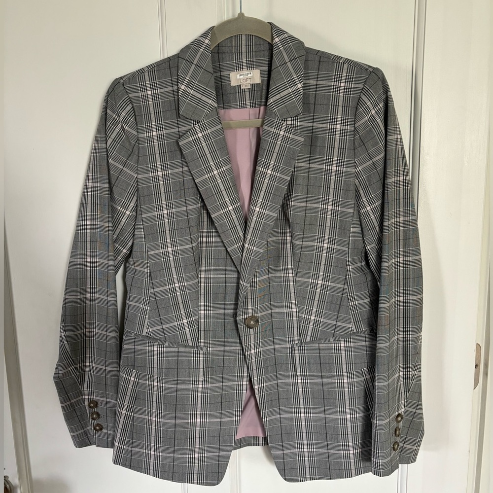 Loft blazer. Size 2. Black/ pinkish plaid.